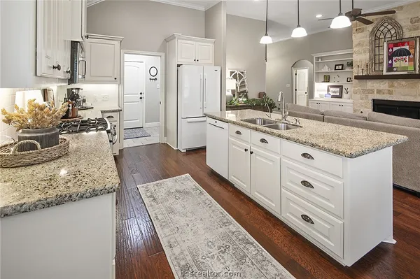 $345,000 | 2401 Norham Drive, College Station, TX 77845