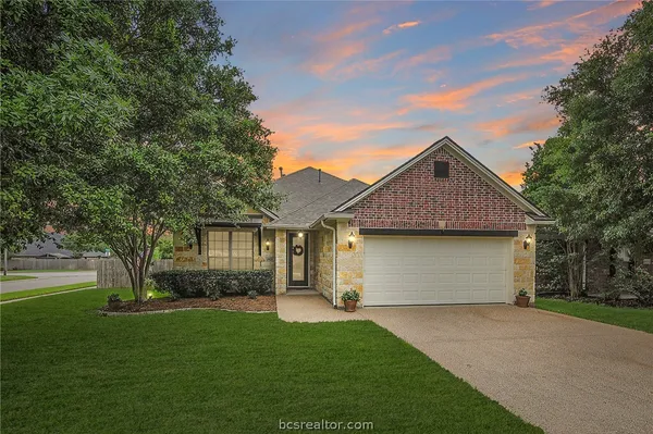 $345,000 | 2401 Norham Drive, College Station, TX 77845