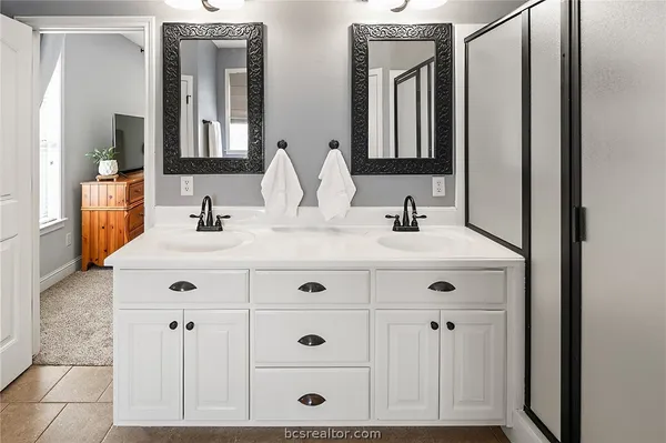 $345,000 | 2401 Norham Drive, College Station, TX 77845