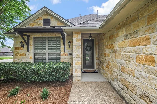 $345,000 | 2401 Norham Drive, College Station, TX 77845