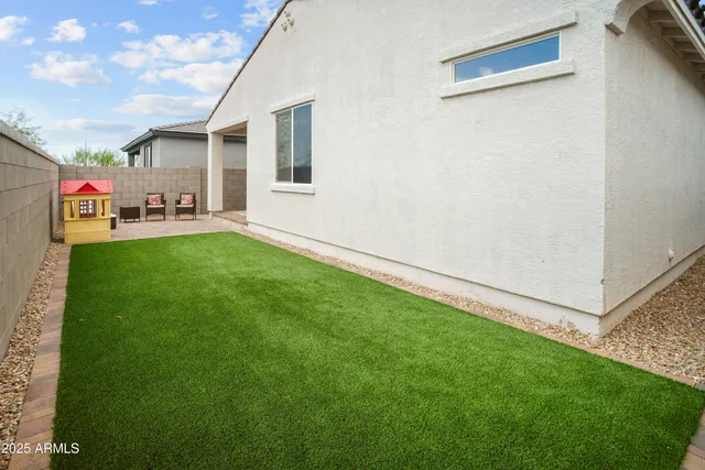 $469,900 | 2487 East Boulder Avenue, Apache Junction, AZ 85119