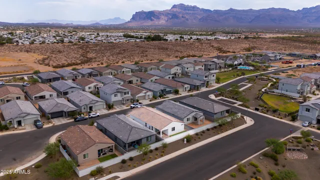 $469,900 | 2487 East Boulder Avenue, Apache Junction, AZ 85119