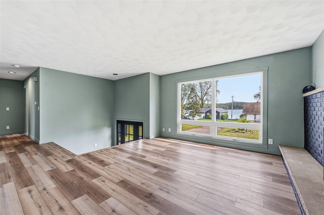 11300 Elizabeth Drive Three Rivers, MI 49093 - Photo 3 of 31