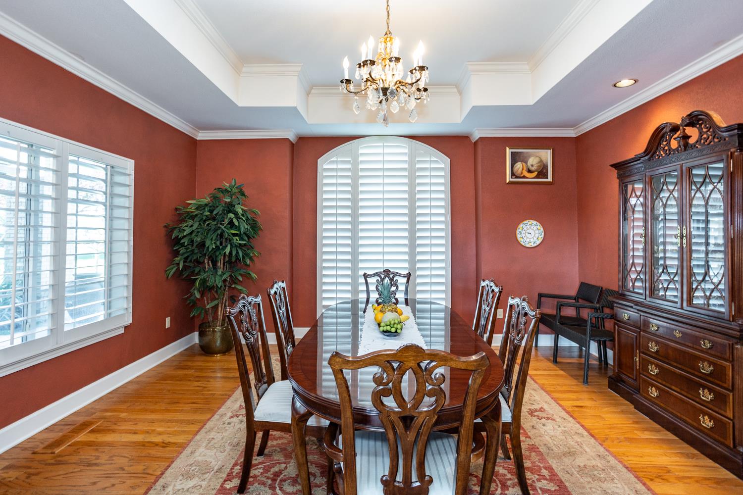 808 Country Club Drive Modesto, CA 95356 - Photo 32 of 60 a view of a dining room with furniture and window