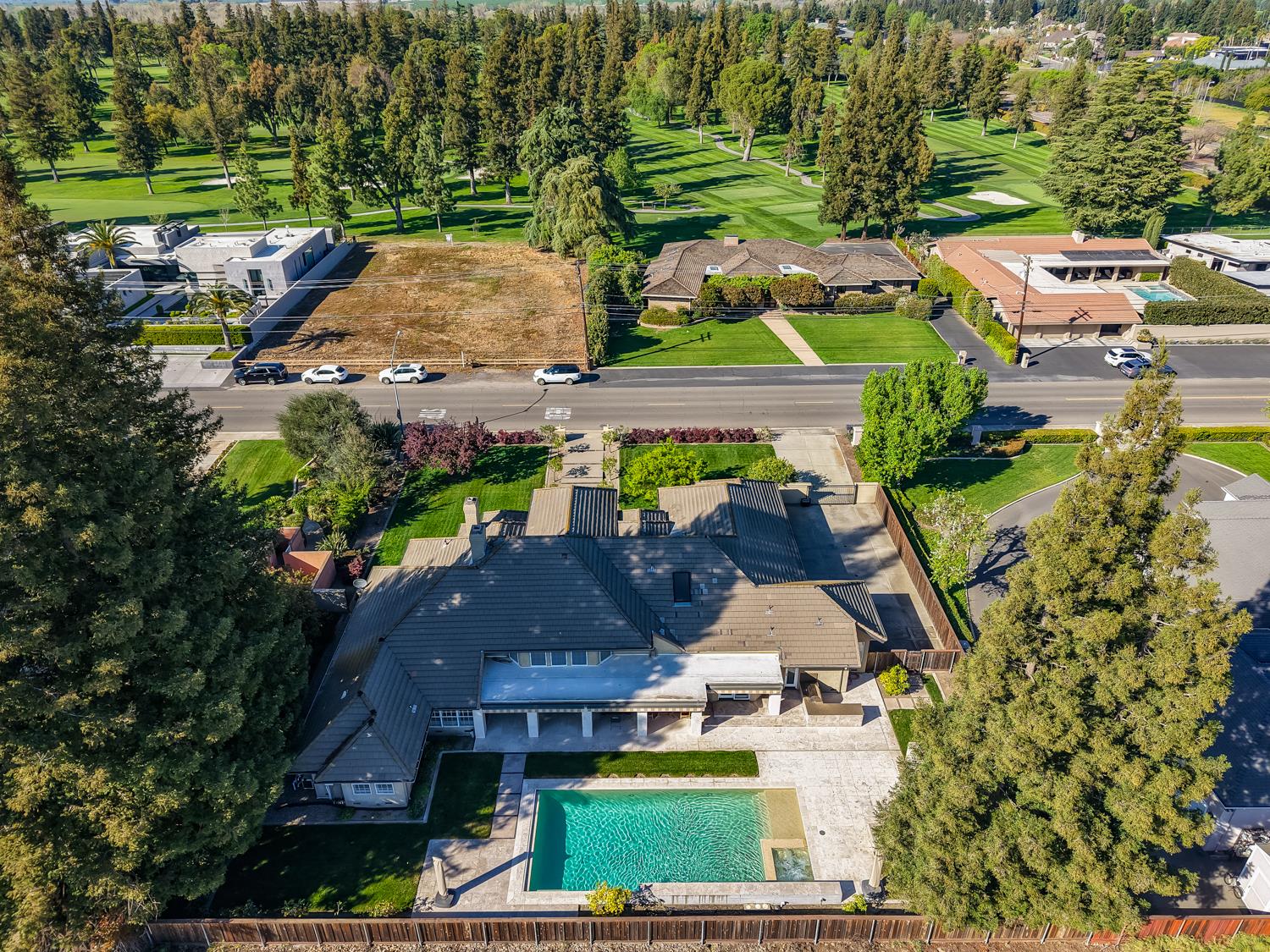 808 Country Club Drive Modesto, CA 95356 - Photo 59 of 60 an aerial view of multiple houses with yard