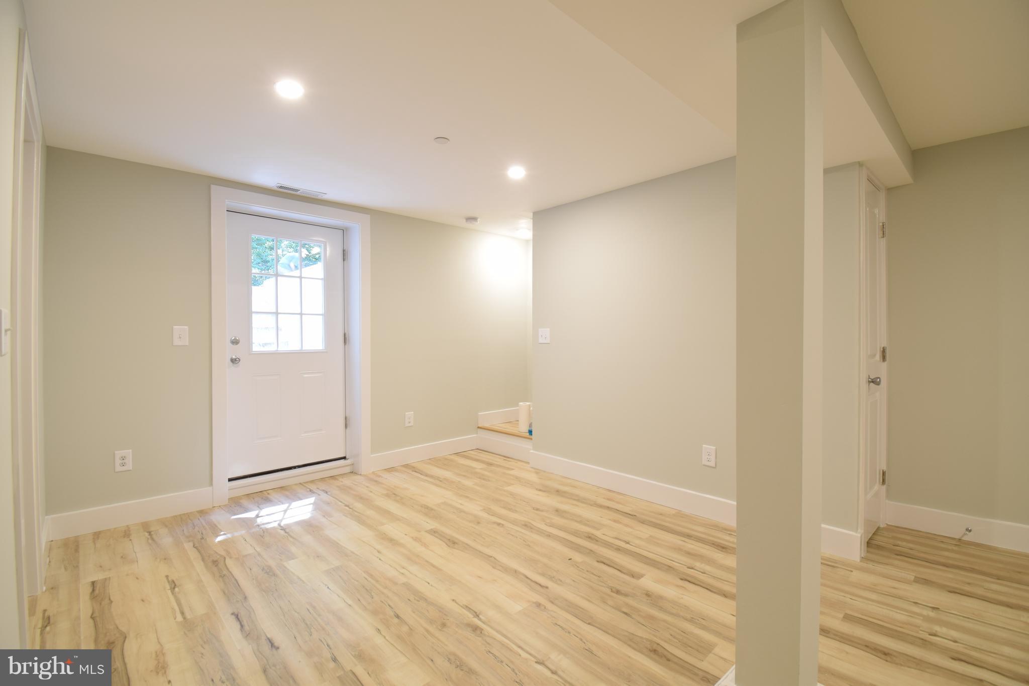 516 Pafel Road Annapolis, MD 21401 - Photo 24 of 30 fabulous, functional and eco-friendly LVT flooring