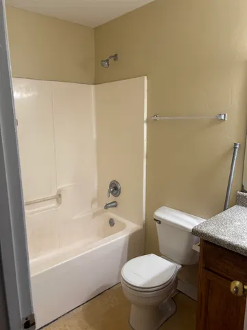 $1,600 | 877 Medical Commons Court, Tallahassee, FL 32310