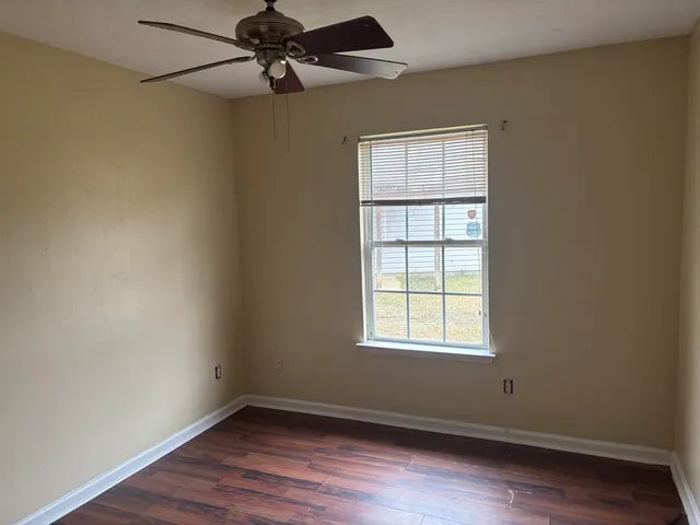 $1,600 | 877 Medical Commons Court, Tallahassee, FL 32310