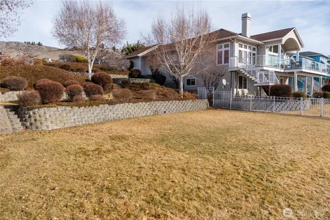 $2,500,000 | 235 Key Lane, Chelan, WA 98816