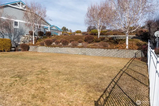 $2,500,000 | 235 Key Lane, Chelan, WA 98816