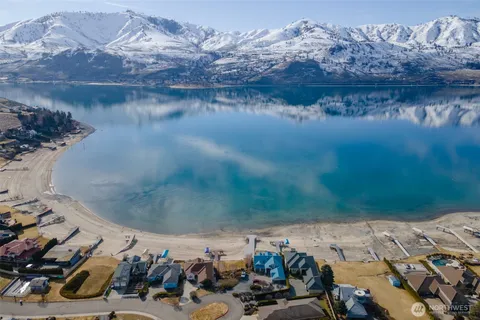 $2,500,000 | 235 Key Lane, Chelan, WA 98816