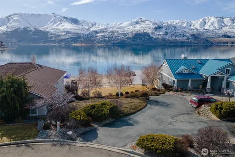 $2,500,000 | 235 Key Lane, Chelan, WA 98816