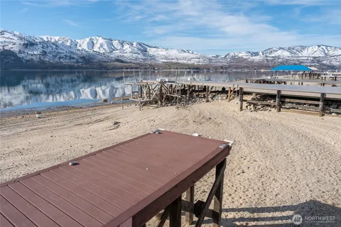 $2,500,000 | 235 Key Lane, Chelan, WA 98816