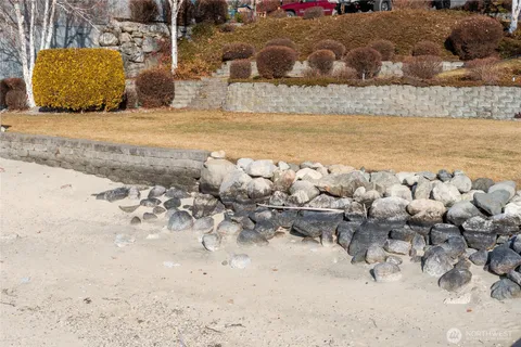 $2,500,000 | 235 Key Lane, Chelan, WA 98816