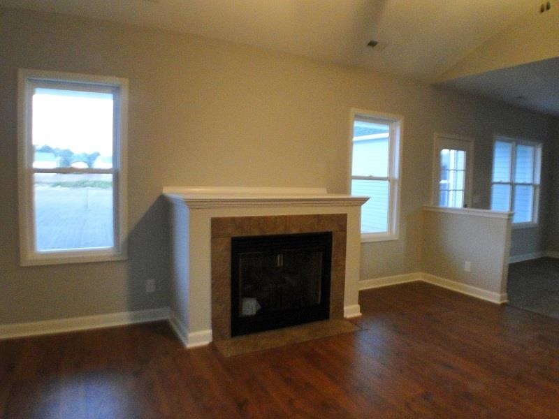 301 Spring Maple Way Richlands, NC 28574 - Photo 2 of 9 Additional Photo
