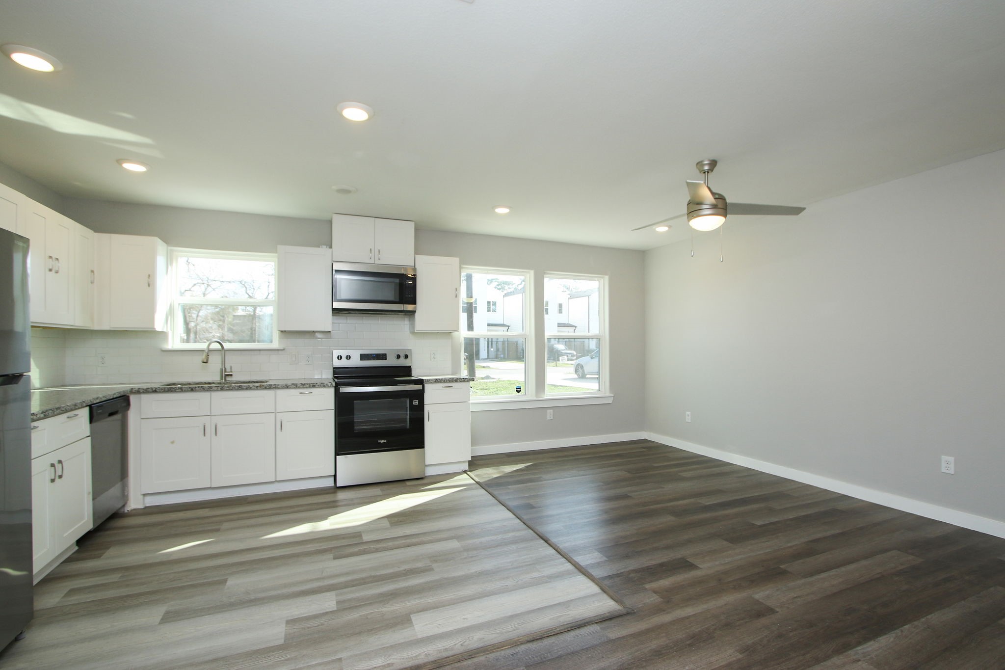 5709 Breland Street, Unit A Houston, TX 77016 - Photo 6 of 30