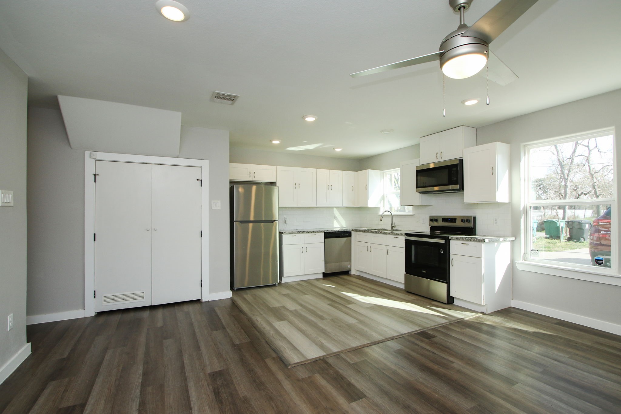 5709 Breland Street, Unit A Houston, TX 77016 - Photo 7 of 30