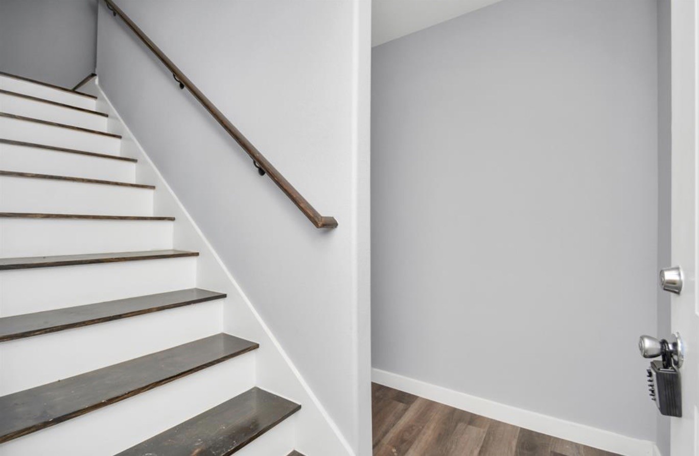 5709 Breland Street, Unit A Houston, TX 77016 - Photo 9 of 26 a view of entryway