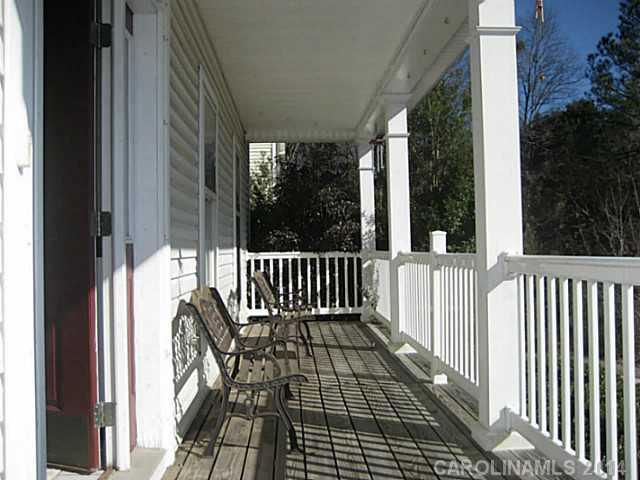 906 Houston Heights Road Charlotte, NC 28262 - Photo 2 of 15