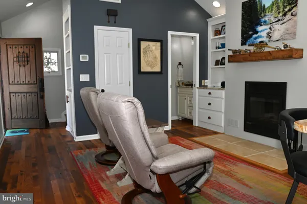 $495,000 | 4601 South Blue Ridge Turnpike, Rochelle, VA 22738