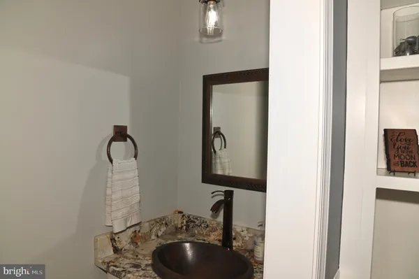 $495,000 | 4601 South Blue Ridge Turnpike, Rochelle, VA 22738