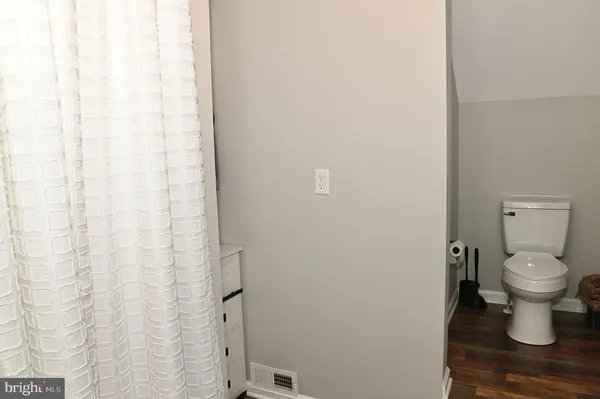 $495,000 | 4601 South Blue Ridge Turnpike, Rochelle, VA 22738