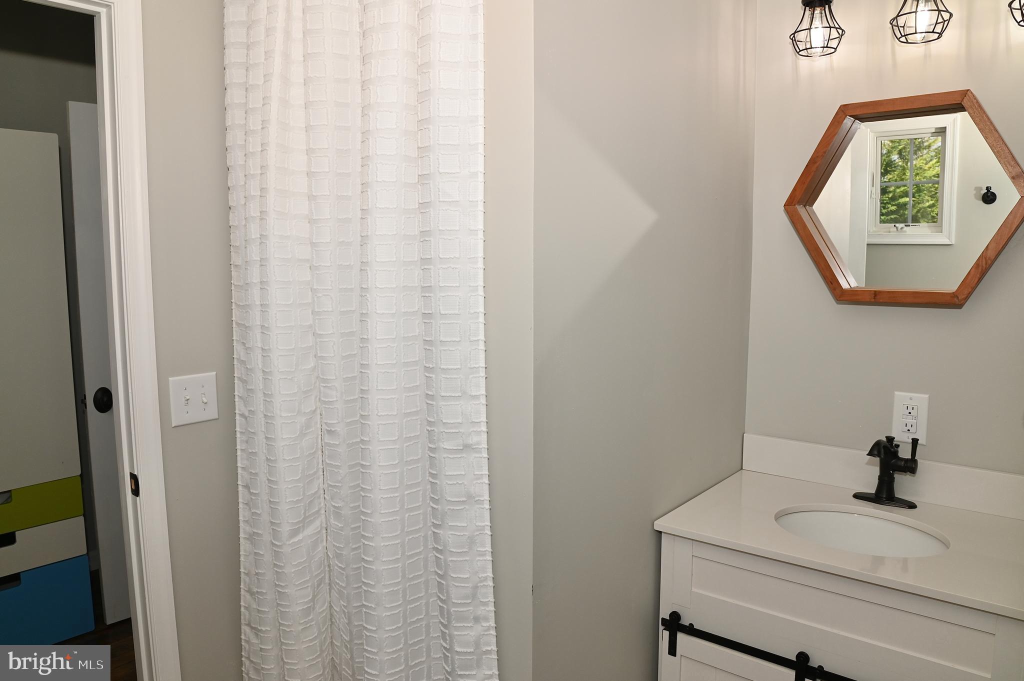 4601 South Blue Ridge Turnpike Rochelle, VA 22738 - Photo 27 of 49