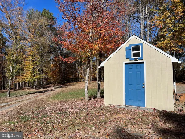 $495,000 | 4601 South Blue Ridge Turnpike, Rochelle, VA 22738