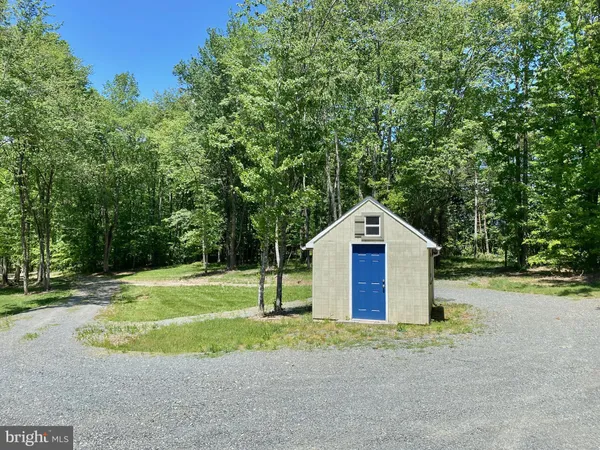 $495,000 | 4601 South Blue Ridge Turnpike, Rochelle, VA 22738