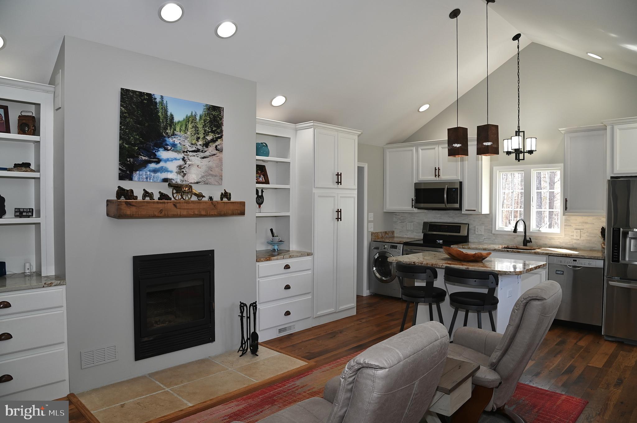 4601 South Blue Ridge Turnpike Rochelle, VA 22738 - Photo 7 of 49