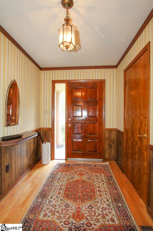 205 Laurel Ridge Road Anderson, SC 29621 - Photo 2 of 34