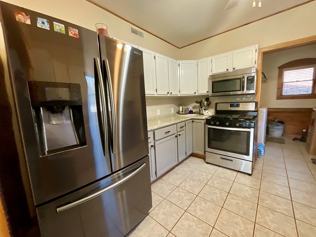 2093 Gambetta Road Galax, VA 24333 - Photo 8 of 63 Gallery Image 8