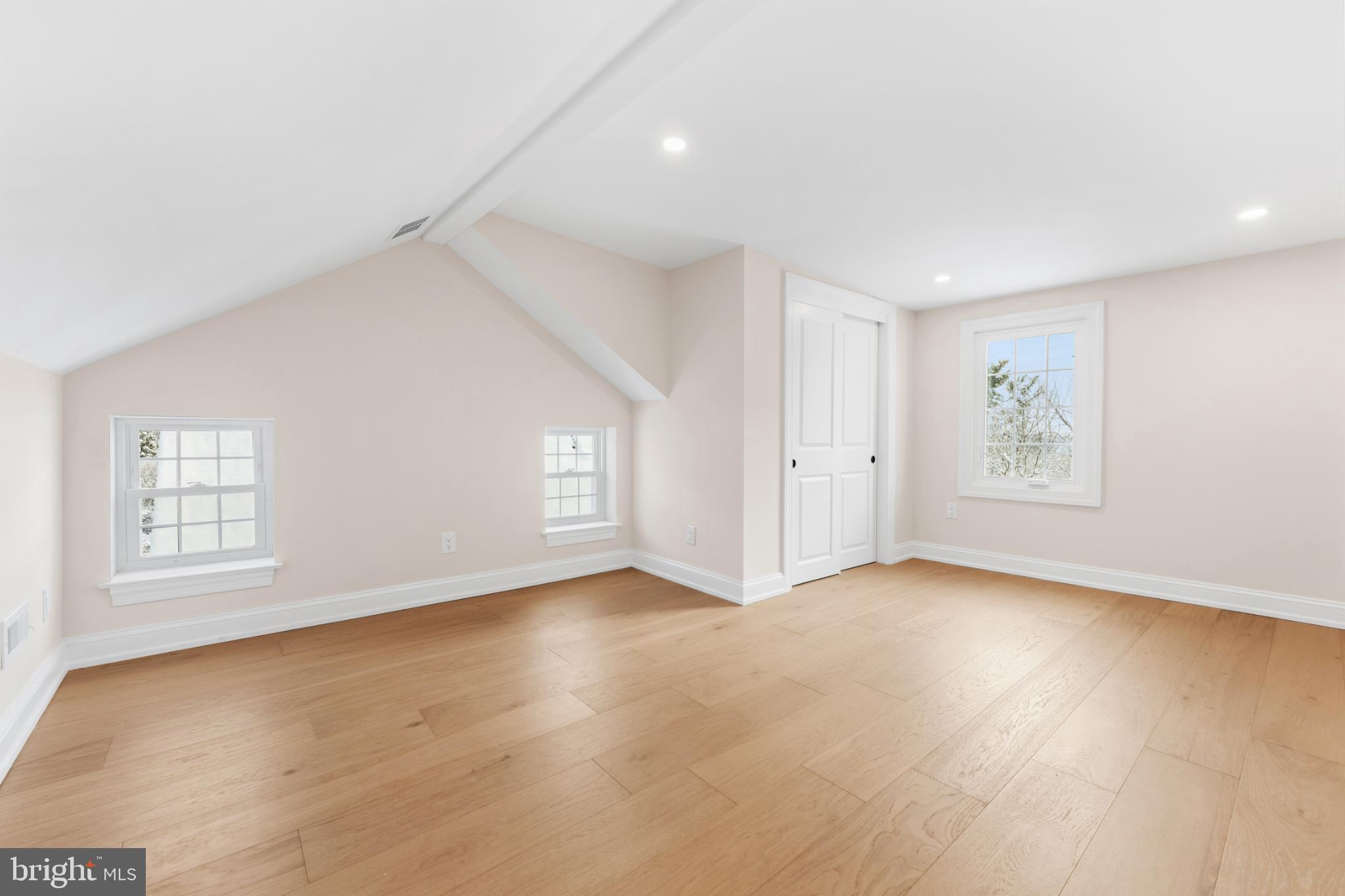 466 St Davids Avenue Wayne, PA 19087 - Photo 32 of 41 wooden floor in an empty room with a window