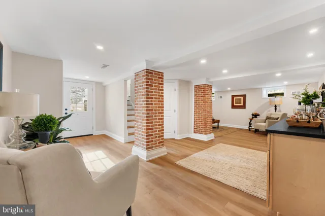 $1,600,000 | 466 St Davids Avenue, Wayne, PA 19087