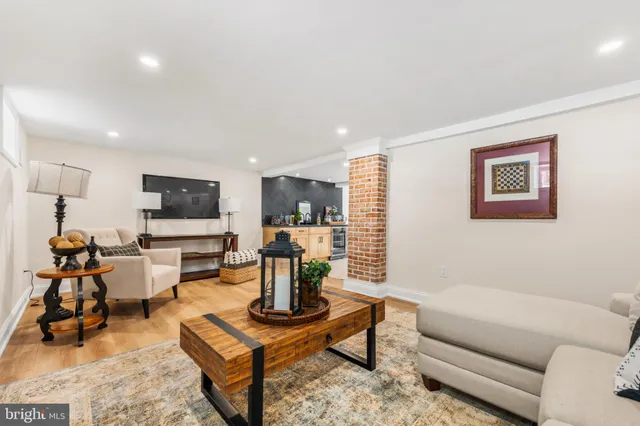 $1,600,000 | 466 St Davids Avenue, Wayne, PA 19087