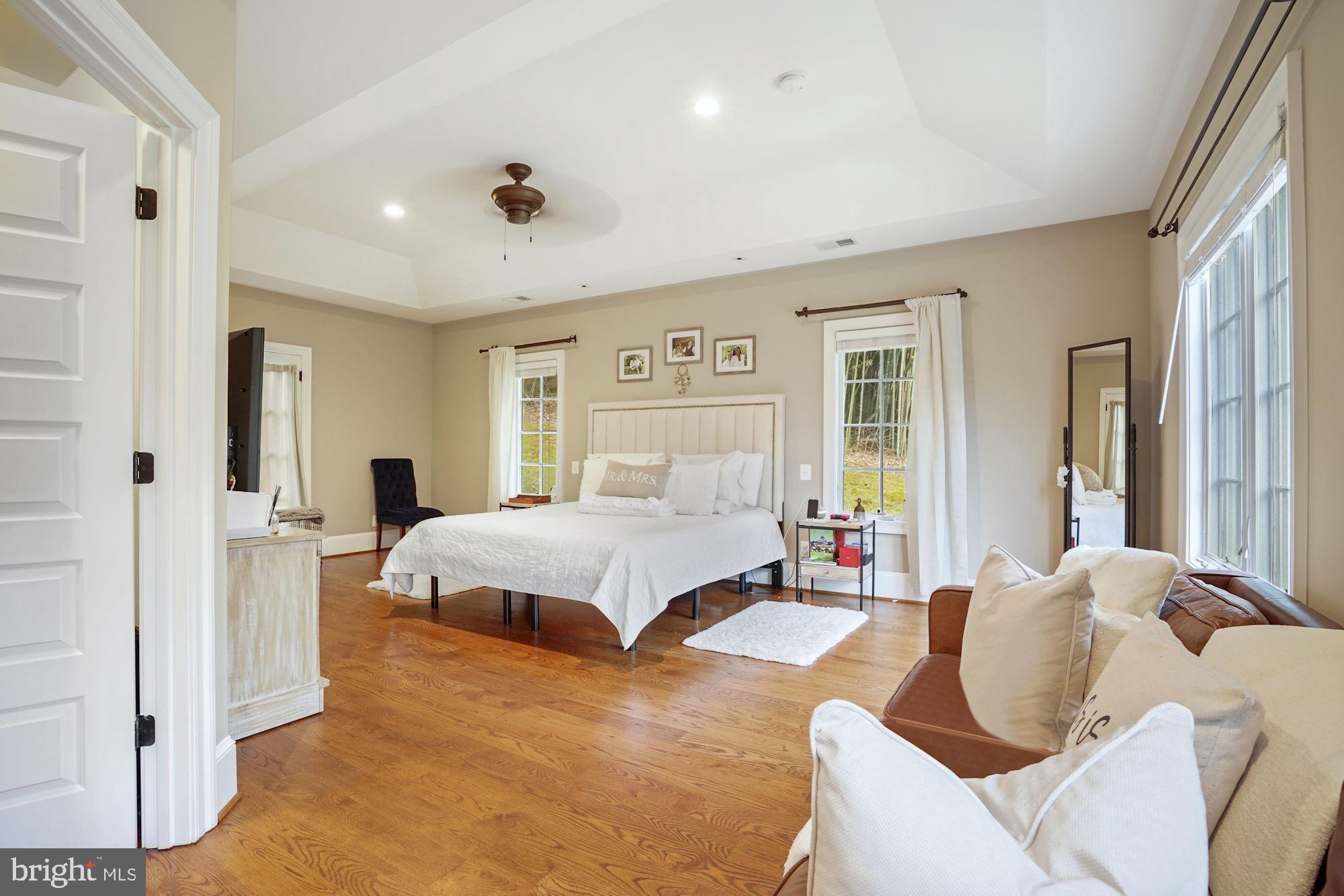 808 Swinks Mill Road McLean, VA 22102 - Photo 13 of 32 Gallery Image 13