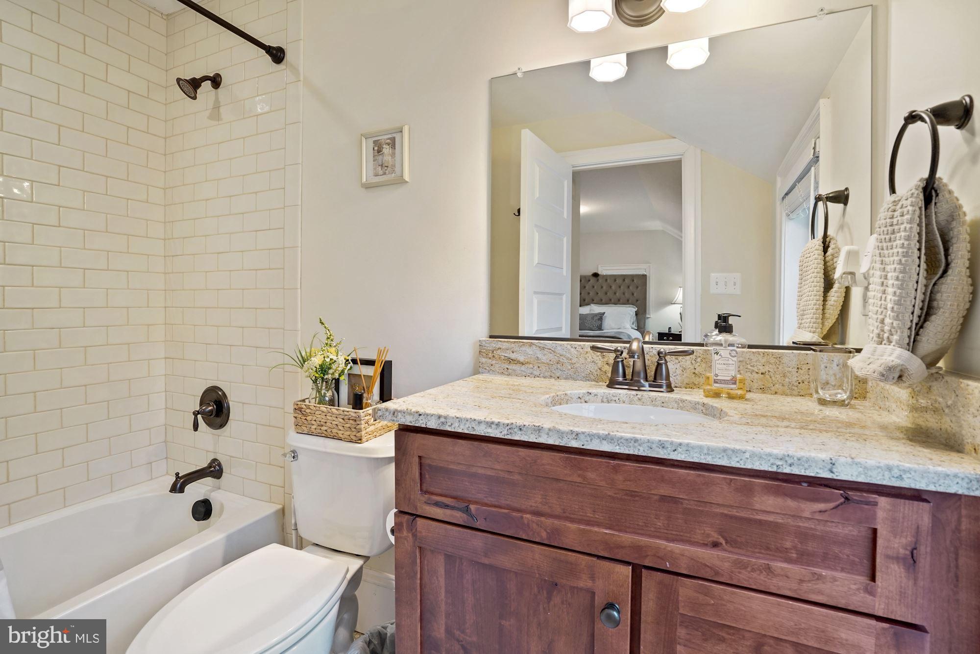808 Swinks Mill Road McLean, VA 22102 - Photo 24 of 32 Gallery Image 24