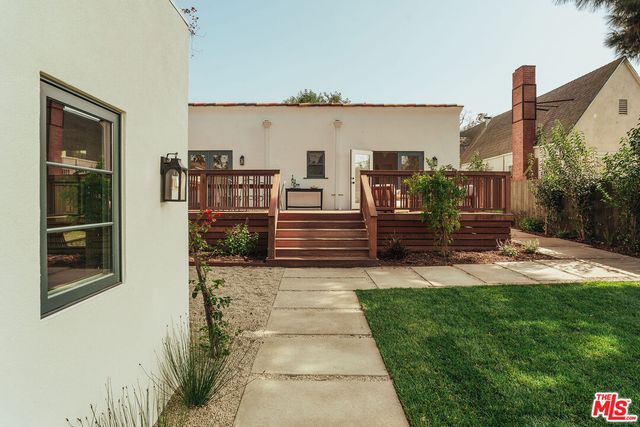 $2,399,000 | 845 South Muirfield Road, Los Angeles, CA 90005