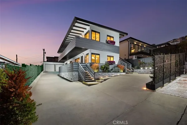 $3,295,000 | 284 Chiquita Street, Laguna Beach, CA 92651