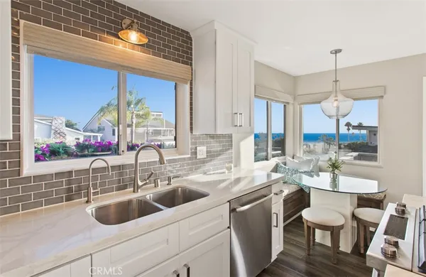 $3,295,000 | 284 Chiquita Street, Laguna Beach, CA 92651