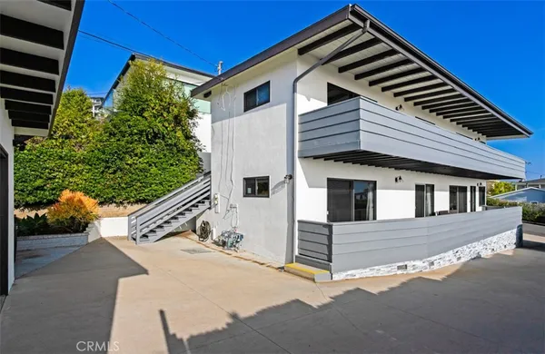$3,295,000 | 284 Chiquita Street, Laguna Beach, CA 92651