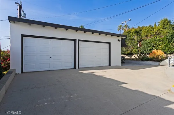 $3,295,000 | 284 Chiquita Street, Laguna Beach, CA 92651