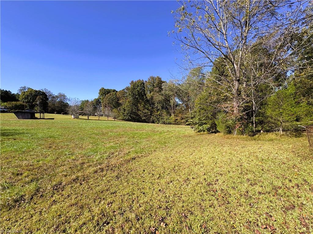 613 Barker Road Summerfield, NC 27358 - Photo 10 of 50