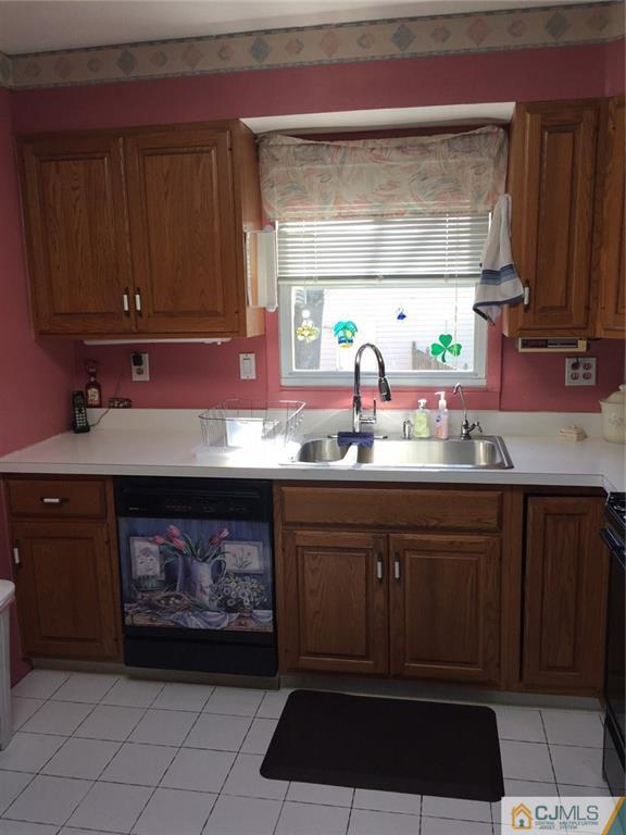 12 Seneca Road Old Bridge, NJ 08857 - Photo 11 of 21 Gallery Image 11