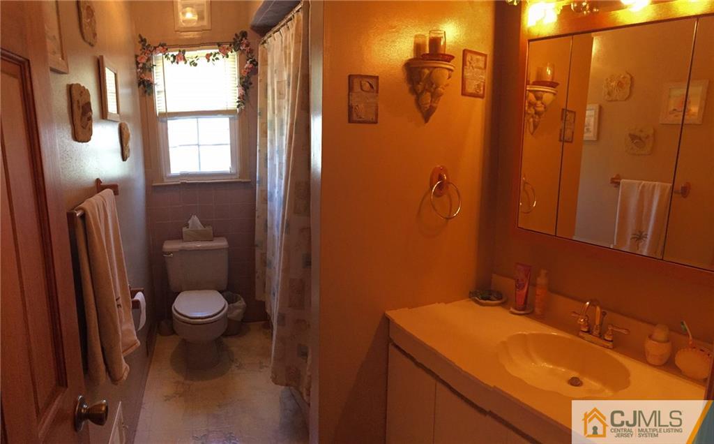 12 Seneca Road Old Bridge, NJ 08857 - Photo 17 of 21 Gallery Image 17