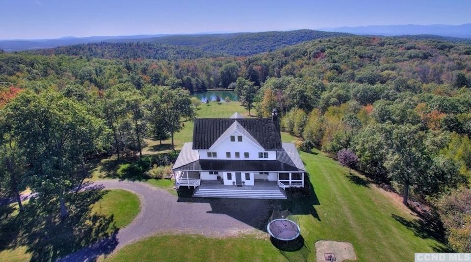 663 Wolf Hill Rd