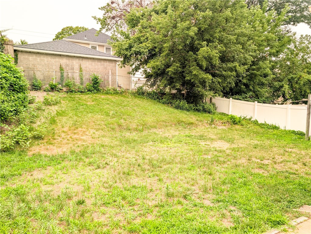 46 West Carpenter Street Pawtucket, RI 02860 - Photo 10 of 10