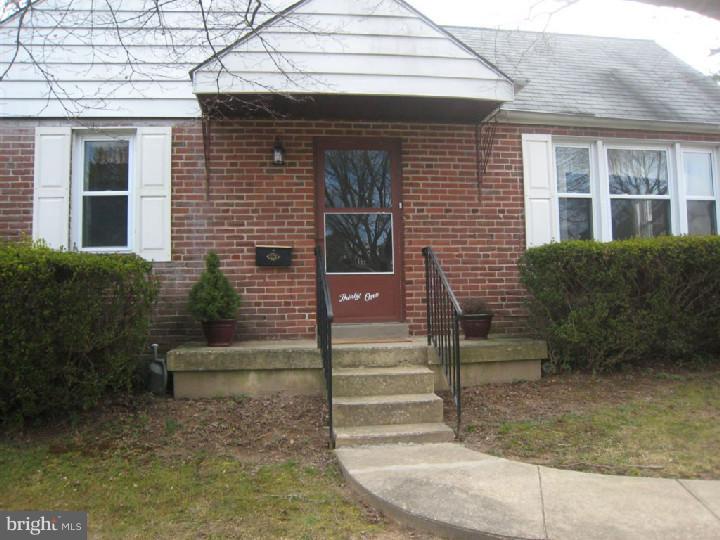 31 Pleasant Road Broomall, PA 19008 - Photo 2 of 16 Exterior Front
