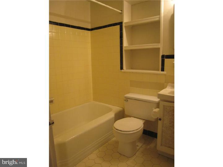 31 Pleasant Road Broomall, PA 19008 - Photo 12 of 16 Bathroom