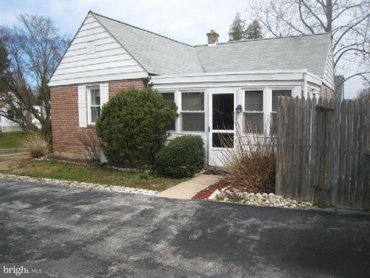 31 Pleasant Road Broomall, PA 19008 - Photo 14 of 16 Exterior Side